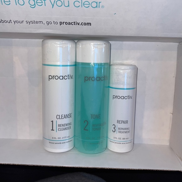 Proactiv - Picture 1 of 8